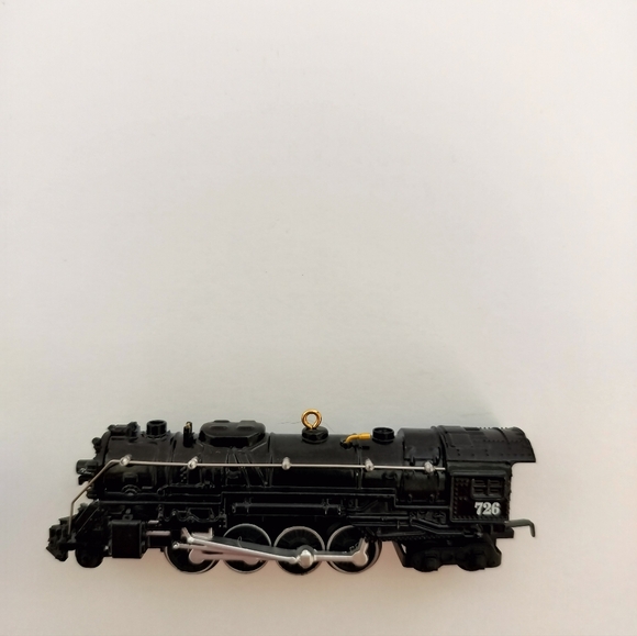 Hallmark Keepsake 726 Berkshire Steam Locomotive Lionel Trains 2011 figurine - Picture 3 of 4